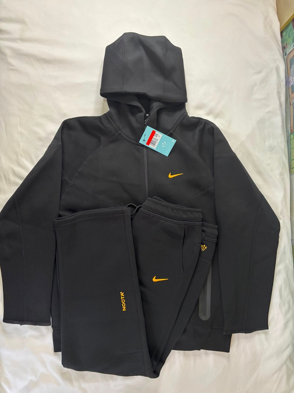Nike NOCTA Men’s Sportswear Tech Suit — Multiple Sizes - Picture 4 of 10